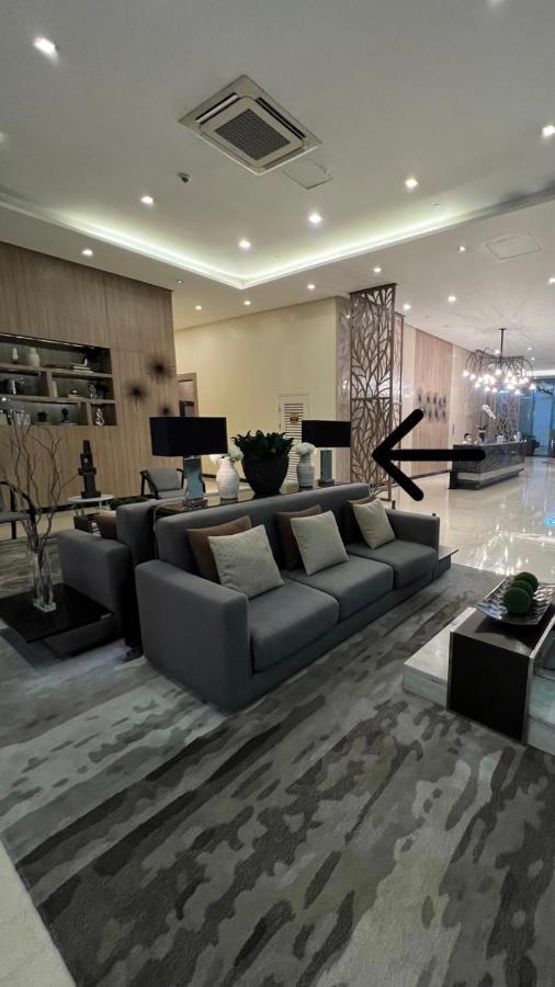 La Palazzo - Across Uptown Mall & Grand Hyatt Bgc Taguig Luaran gambar