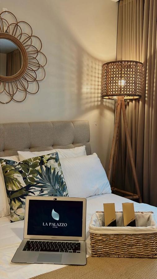 La Palazzo - Across Uptown Mall & Grand Hyatt Bgc Taguig Luaran gambar